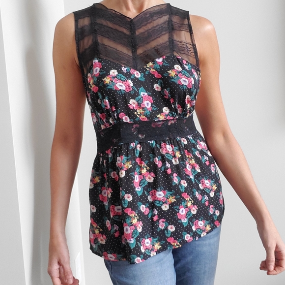 Free People Tops - Free People Floral Sleeveless Top with Lace Medium
